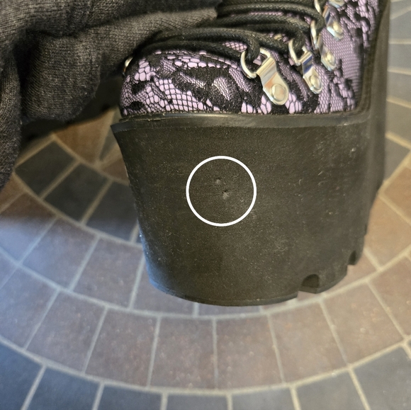 Widow Dolls Kill Haunted Traitor Purple Platform Boots - Picture 15 of 15